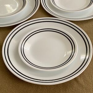 Corelle Brilliant Beaded Black 3 each large dinner plate & bread/dessert plates